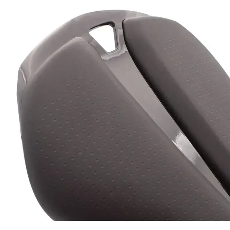 Madison Flux Aero 142x242mm Short Alloy Ti Rail Saddle in Black-2