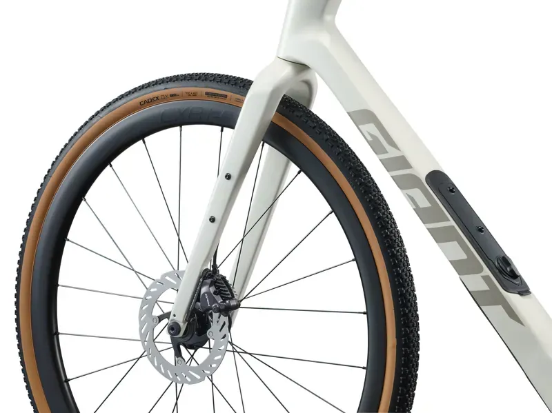 Giant Revolt Advanced 0 Gravel Bike in Snow Drift-4