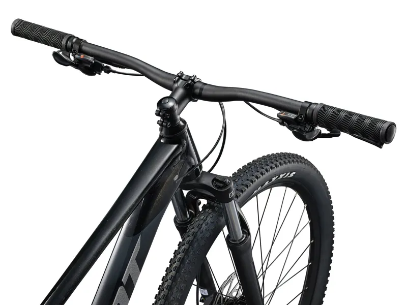 Giant Talon 3 29 Mountain Bike In Gloss Panther-3