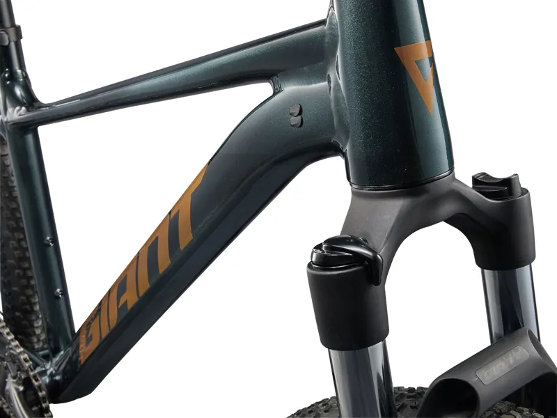 Giant Talon 2 29 Mountain Bike In Asphalt Green-6