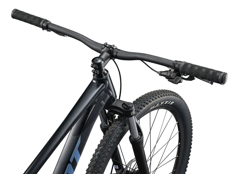 Giant Talon 4 27.5 Mountain Bike In Black-2