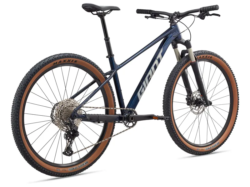 Giant Talon 0 27.5 Mountain Bike In Ultra Navy-2
