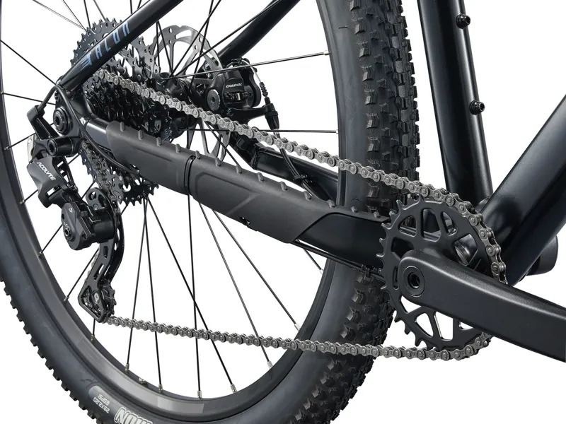 Giant Talon 4 27.5 Mountain Bike In Black-3